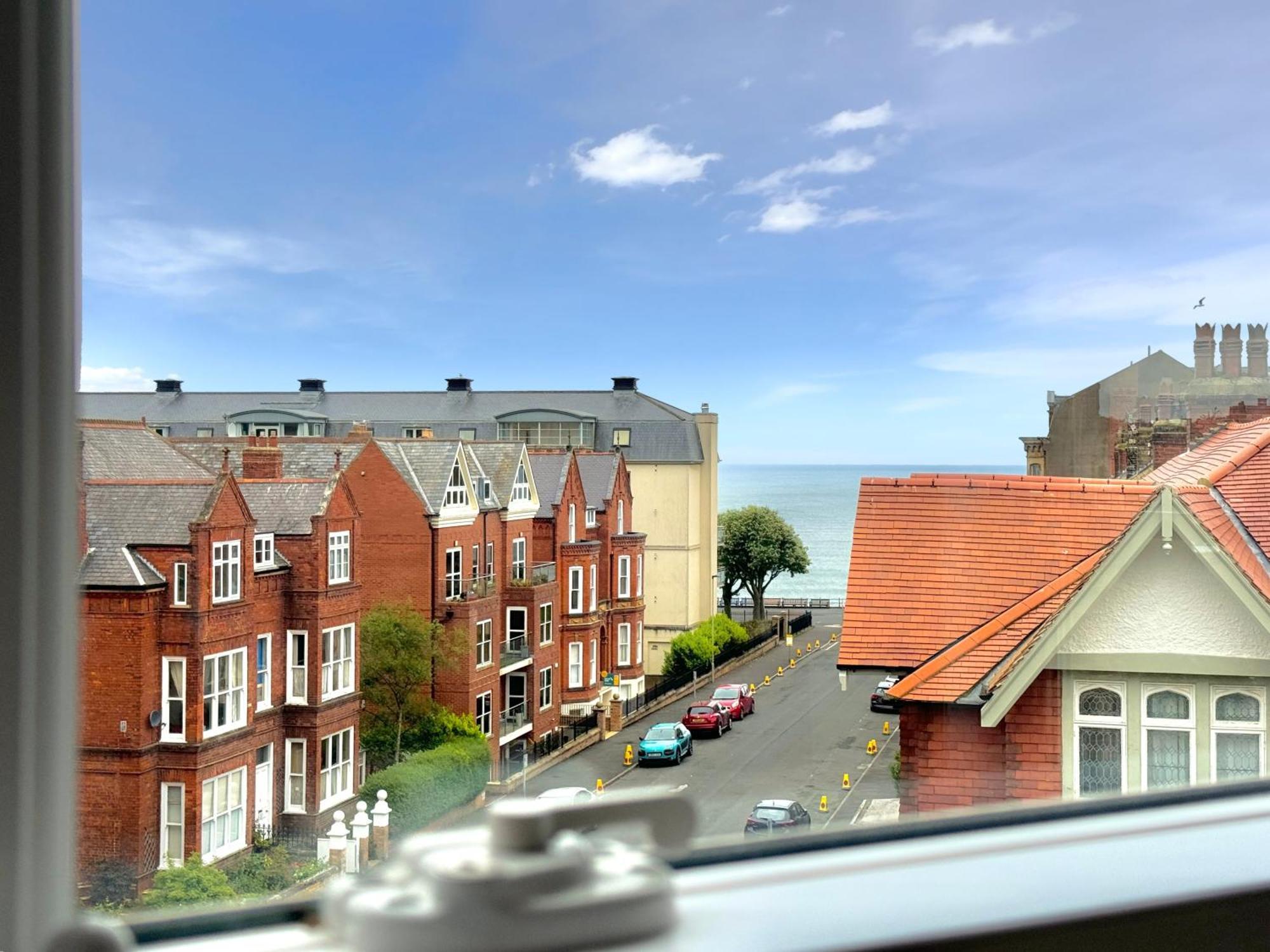 Apartment Victoria With Free Parking 斯卡伯勒 外观 照片