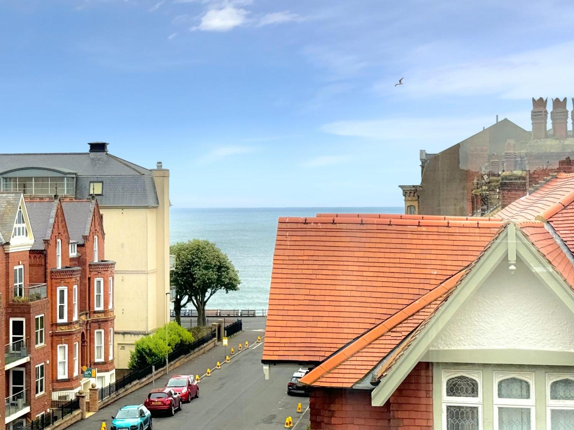 Apartment Victoria With Free Parking 斯卡伯勒 外观 照片